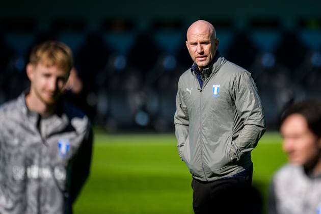 250923 Head coach Henrik Rydström during a training session with Malmö FF on September 23, 2025 in Malmö Photo Ludvig Thunman BILDBYRAN kod LT LT0728 fotboll football soccer fotball uefa europa league europa league träning practice training malmö ff bbeng  Copyright: LUDVIGxTHUNMAN BB250923LT002
