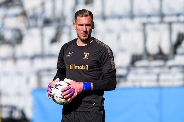250923 Goalkeeper Robin Olsen during a training session with Malmö FF on September 23, 2025 in Malmö Photo Ludvig Thunman BILDBYRAN kod LT LT0728 fotboll football soccer fotball uefa europa league europa league träning practice training malmö ff bbeng  Copyright: LUDVIGxTHUNMAN BB250923LT034