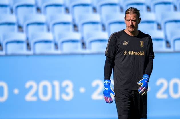 250923 Goalkeeper Johan Dahlin during a training session with Malmö FF on September 23, 2025 in Malmö Photo Ludvig Thunman BILDBYRAN kod LT LT0728 fotboll football soccer fotball uefa europa league europa league träning practice training malmö ff bbeng  Copyright: LUDVIGxTHUNMAN BB250923LT036