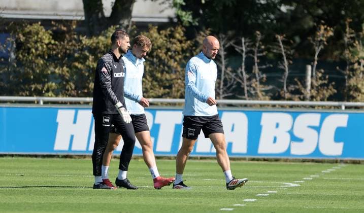 Goalkeeper Marius Gersbeck, Marton Dardai, Toni Leistner Sport Fußball Fußball Saison 2025 2026 2 Bundesliga Herren DFL 23 09 2025 Training Hertha BSC Berlin DFL regulations prohibit any use of photographs as image sequences and or quasi video