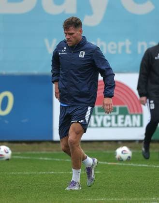 23 09 2025, TSV 1860 Training, Gruenwalderstrasse Muenchen, Football, Sport, in the picture Florian Niederlechner TSV 1860 Muenchen neither with problems