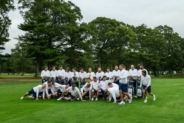250923 Justin Rose, Rasmus Hojgaard, Ludvig Aberg, Tommy Fleetwood, Matt Fitzpatrick, Rory McIlroy, Team Captain Luke Donald, Tyrrell Hatton, Viktor Hovland, Shane Lowry, Robert MacIntyre, Sepp Straka and Jon Rahm of Team Europe pose together with their caddies for a team photo during a photo session on day 3 of the Ryder Cup on September 23, 2025 in New York Photo Jesper Zerman BILDBYRAN kod JZ JZ0614 golf ryder cup usa europe bbeng sverige norge Copyright: JESPERxZERMAN BB250923JZ004