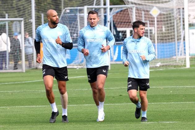 DEU, DFL, 2 FBL Hertha BSC, Training, 23 09 2025, Sportforum, Berlin, DEU, DFL, 2 FBL Hertha BSC, Training, im Bild John Anthony Brooks Hertha BSC Berlin 25 , Paul Seguin Hertha BSC Berlin 30 , Diego Demme Hertha BSC Berlin 6 DFL regulations prohibit any use of Photographs as image sequences and or quasi video nordphotoxGmbHx xEngler nph00076