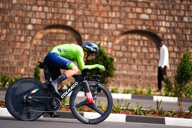 2025 UCI Road World Championships Picture by Zac Williams SWpix.com - 23 09 2025 - Cycling - 2025 UCI Road World Championships - BK Arena to Kigali Convention Centre, Kigali, Rwanda - Men Junior Individual Time Trial (ITT) - Bastian PetriÄ (Slovenia) Copyright: x xSWpix.comx(t axPhotographyxHubxLtd)xZacxWilliams SWpix.comx SWP-3030-6148