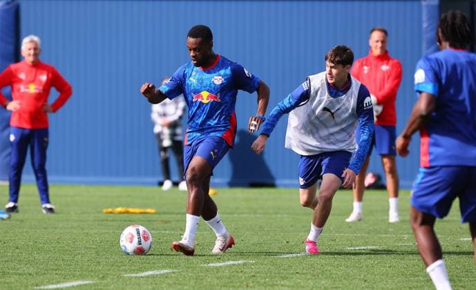 RB Leipzig Training Bundesliga Leipzig, 23 09 2025, Training Center Cottaweg, Soccer Bundesliga , RB Leipzig Training , In the picture from l Ridle Baku 17, RB Leipzig and Andrija Maksimovic 33, RB Leipzig , Picture Point
