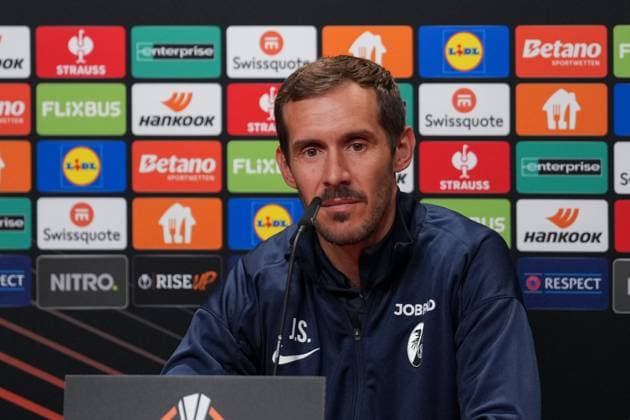 Julian Schuster SC Freiburg, Coach , Press conference of SC Freiburg before the first Europa League match in the league phase, Press conference, Germany, Football, UEFA Europa League, 1 matchday, 2025 2026, SC Freiburg vs FC Basel, 23 09 2025, Press conference of SC Freiburg before the first Europa League match in the league phase, Press conference, Switzerland, Europa Park Stadion, Freiburg, Germany Freiburg Europa Park Stadion Baden Württemberg Germany Copyright: xArnexAmbergx