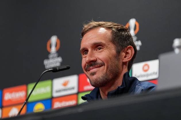 Julian Schuster SC Freiburg, Coach , Press conference of SC Freiburg before the first Europa League match in the league phase, Press conference, Germany, Football, UEFA Europa League, 1 matchday, 2025 2026, SC Freiburg vs FC Basel, 23 09 2025, Press conference of SC Freiburg before the first Europa League match in the league phase, Press conference, Switzerland, Europa Park Stadion, Freiburg, Germany Freiburg Europa Park Stadion Baden Württemberg Germany Copyright: xArnexAmbergx