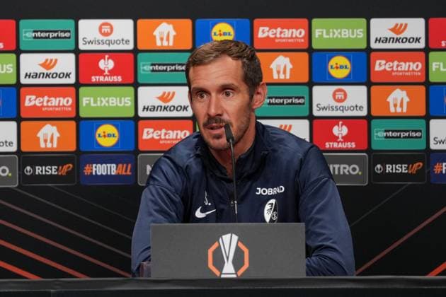Julian Schuster SC Freiburg, Coach , Press conference of SC Freiburg before the first Europa League match in the league phase, Press conference, Germany, Football, UEFA Europa League, 1 matchday, 2025 2026, SC Freiburg vs FC Basel, 23 09 2025, Press conference of SC Freiburg before the first Europa League match in the league phase, Press conference, Switzerland, Europa Park Stadion, Freiburg, Germany Freiburg Europa Park Stadion Baden Württemberg Germany Copyright: xArnexAmbergx