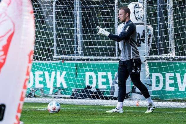 Training 1 FC Köln 23 09 2025 Marvin Schwäbe 1 FC Köln, 1 Training 1 FC Köln Geissbockheim, 23 09 2025 Copyright: xBEAUTIFULxSPORTS Wunderlx