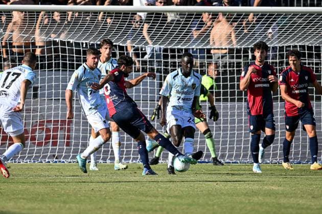 Sebastiano Luperto of Cagliari Calcio during Cagliari Calcio vs Frosinone Calcio, Italian football Coppa Italia match in Cagliari, Italy, September 23 2025  Copyright: xLuigixCanu IPAxSportx xipa-agency.netx xx IPA_65604776 IPA_Agency_IPA65604776