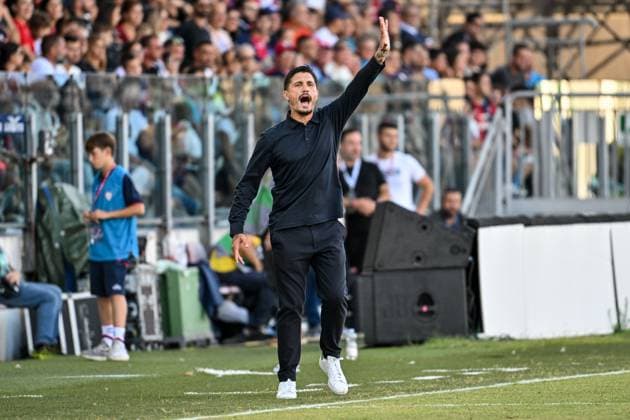 Fabio Pisacane Head Coach of Cagliari Calcio during Cagliari Calcio vs Frosinone Calcio, Italian football Coppa Italia match in Cagliari, Italy, September 23 2025  Copyright: xLuigixCanu IPAxSportx xipa-agency.netx xx IPA_65604867 IPA_Agency_IPA65604867