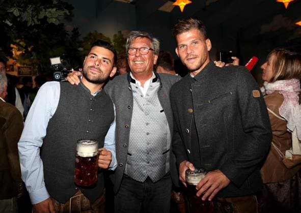 Football, Men, 3 Liga, Season 2025 2026, TSV 1860 Munich, official Oktoberfest visit, Hacker Festzelt Florian Niederlechner TSV 1860 Munich with former stadium announcer Stefan Schneider and Florian Niederlechner TSV 1860 Munich f l n r