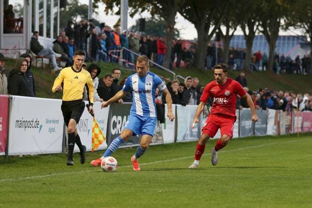 23 09 2025, xjcx, Men, Soccer, Season 2025 2026, Regionalliga Bayern, 9 Matchday TSV Aubstadt FV Illertissen Max Zeller 2, FV Illertissen and Severo Sturm 11, TSV Aubstadt Sulzfeld Schulstadion Aubstadt Bayern Germany