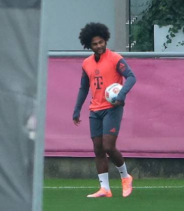 23 09 2025, FC Bayern Training, Saebenerstrasse Muenchen, Soccer, Sport, in the picture Serge Gnabry FC Bayern Muenchen
