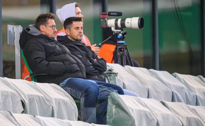 23 09 2025 Football season 2025 2026 Regionalliga Bayern 10 Matchday SpVgg Greuther Fürth Fuerth II U23 Kleeblatt 1 FC Nürnberg II FCN Club xwoxzix Miroslav Miro Klose and Jens Bauer in the stands Main stand