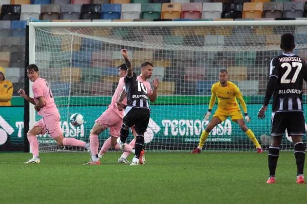 zaniolo celebrates after scoring the 1-0 goal for his team during the Frecciarossa Italian Cup 2025 2026 soccer match between Udinese and Palermo at Stadio Bluenergy in Udine , North Italy , Tuesday , September 23, 2025. - Soccer  Copyright: xAndreaxBressanutti LaPressex