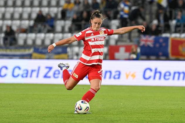 Soccer I Women I Season 2025 2026 I Bundesliga I 4 Matchday I FC Carl Zeiss Jena 1 FC Union Berlin I 23 09 2025 Anna Weiß 21, 1 FC Union Berlin shoots clipping, close-up, portrait, portrait, single photo, single image, body Jena Ernst Abbe Sportfeld, ad hoc Arena Thuringia Germany Copyright: xLobeca InesxHähnelx