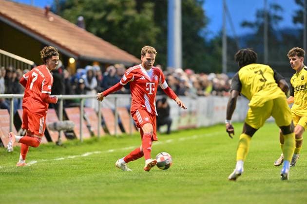 Regionalliga Bayern DJK Vilzing FC Bayern München II 23 09 2025 on the ball Benno SCHMITZ FC Bayern Muenchen II 6 Regionalliga Bayern DJK Vilzing FC Bayern Amateure Manfred Zollner Stadion am 23 09 2025 Copyright: xBEAUTIFULxSPORTS Goldbergx
