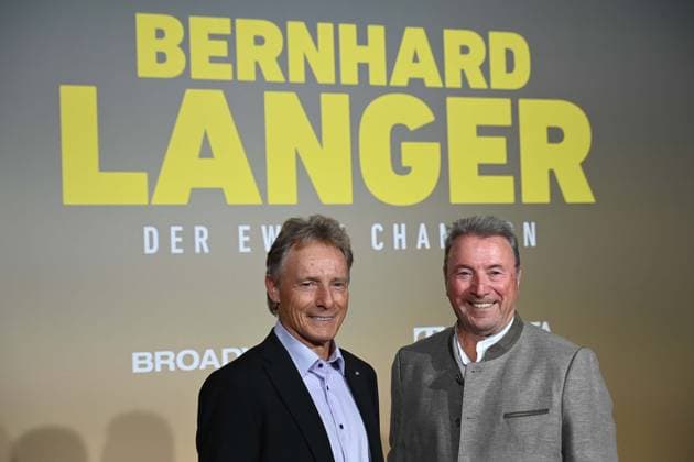 Sport Themen der Woche KW 39 v.l. Bernhard LANGER, Golfprofi, Erwin LANGER, Bruder von Bernhard Langer, Roter Teppich, Red Carpet Show, Ankunft, arrival, Filmpremiere Filmpremiere BERNHARD LANGER - Der Ewige Champion am 23.09.2025 im Cinedom-Kino in Koeln, Â *** f l Bernhard LANGER, golf pro, Erwin LANGER, brother of Bernhard Langer, red carpet, red carpet show, arrival, movie premiere movie premiere BERNHARD LANGER Der Ewige Champion on 23 09 2025 at the Cinedom cinema in Cologne, Â
