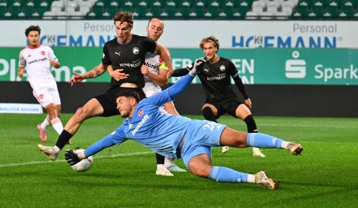23 09 2025 Soccer Season 2025 2026 Regionalliga Bayern 10 Matchday SpVgg Greuther Fürth Fuerth II U23 Kleeblatt 1 FC Nürnberg II FCN Club xwoxzix Juan Ignacio Cabrera Ros 20, SpVgg Greuther Fürth II Leo Eberle 13, 1 FC Nürnberg FCN II Robin Lisewski 26, 1 FC Nürnberg FCN II