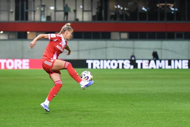 Giulia Gwinn 7 FC Bayern on her comeback from injury in the Google Pixel Womens Bundesliga match FC Bayern Munich SC Freiburg on 23 09 2025 Munich FC Bayern Campus Bayern Germany