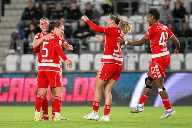 Soccer I Women I Season 2025 2026 I Bundesliga I 4 Matchday I FC Carl Zeiss Jena 1 FC Union Berlin I 23 09 2025 Goal celebration Antonia Johanna Halverkamps 29, 1 FC Union Berlin , Goalscorer Katja Orschmann 5, 1 FC Union Berlin , Tanja Pawollek 31, 1 FC Union Berlin and Naika Reissner 42, 1 FC Union Berlin Jena Ernst Abbe Sportfeld, ad hoc Arena Thüringen Germany Copyright: xLobeca InesxHähnelx