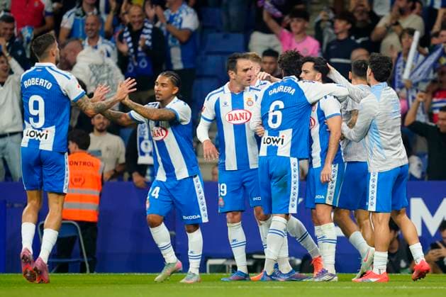ESP: RCD Espanyol - Valencia CF. La Liga EA Sports. Date 6 Leandro Cabrera of RCD Espanyol celebrates the 1-1 during the La Liga EA Sports match between RCD Espanyol and Valencia CF played at RCDE Stadium on September 23, 2025 in Barcelona, Spain. kpng Copyright: xSergioxRuizx xPRESSINx PS_250923_ESP_VAL_2526_024
