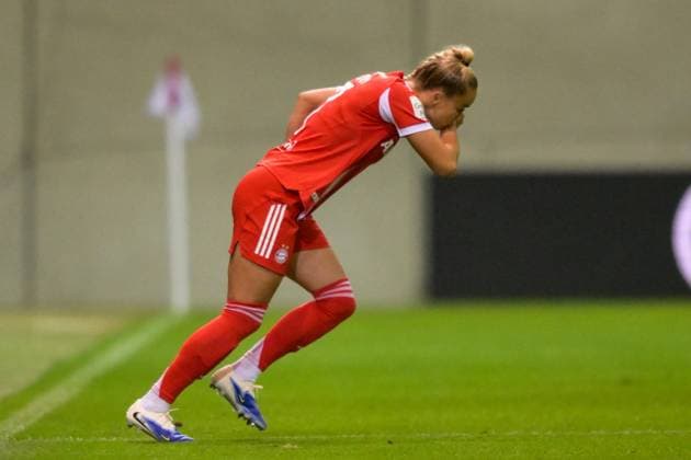 Soccer, Google Pixel Womens Bundesliga, 20250923, FC Bayern Munich SC Freiburg In the picture Giulia GWINN Bayern, 7 after substitution Change Munich FC Bayern Campus Bayern Germany Copyright: Passion2Press MarkusxFischerx