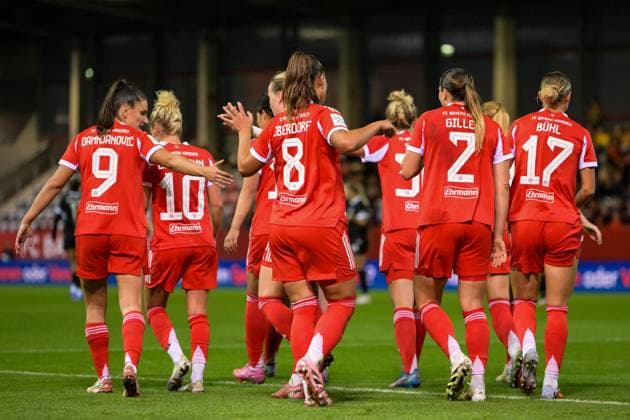 Soccer, Google Pixel Womens Bundesliga, 20250923, FC Bayern Munich SC Freiburg In the picture Bayern goal cheers cheers goal 2 0 Munich FC Bayern Campus Bayern Germany Copyright: Passion2Press MarkusxFischerx