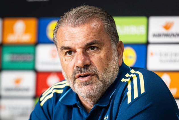 September 23, 2025, Sevilla, Spain, Spain: Ange POSTECOGLOU of Nottingham Forest during a Nottingham Forest press conference, PK, Pressekonferenz at Estadio La Cartuja on September 23, 2025 in Sevilla, Spain. Rafael Roman Sevilla Spain - ZUMAm308 20250923_zsp_m308_006 Copyright: xMatthieuxMirvillex