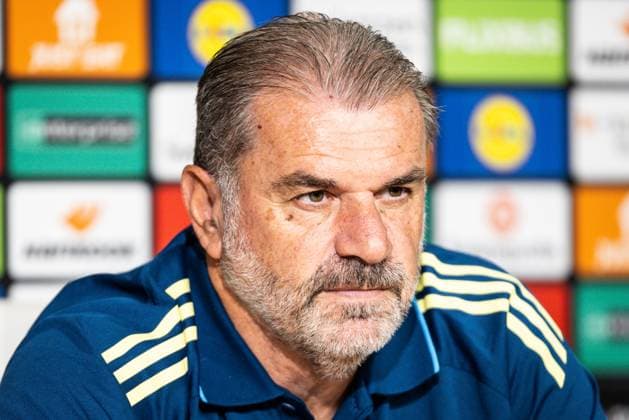 September 23, 2025, Sevilla, Spain, Spain: Ange POSTECOGLOU of Nottingham Forest during a Nottingham Forest press conference, PK, Pressekonferenz at Estadio La Cartuja on September 23, 2025 in Sevilla, Spain. Rafael Roman Sevilla Spain - ZUMAm308 20250923_zsp_m308_009 Copyright: xMatthieuxMirvillex