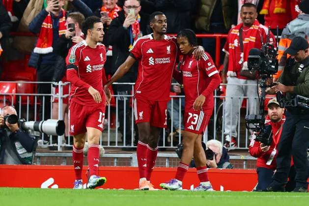 Alexander Isak of Liverpool scores to make it 1-0 and celebrates Liverpool v Southampton, EFL Carabao Cup, Third Round, Football, Anfield, Liverpool, UK - 23 Sep 2025Liverpool Anfield United Kingdom EDITORIAL USE ONLY No use with unauthorised audio, video, data, fixture lists, club league logos or live services. Online in-match use limited to 120 images, no video emulation. No use in betting, games or single club league player publications. Copyright: xPaulxCurrie Shutterstockx 15498466bv