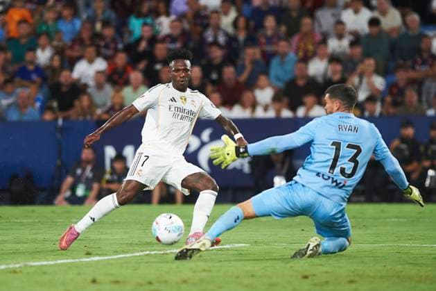 Vinicius Junior, Vini Jr (Real Madrid CF) during the LaLiga EA Sports match between Levante UD and Real Madrid at Ciudad de Valencia on September 23, 2025 in Valencia, Spain. (Photo by Maria Jose Segovia DeFodi Images) Vinicius Junior, Vini Jr Real Madrid CF during the LaLiga EA Sports match between Levante UD and Real Madrid at Ciudad de Valencia on September 23, 2025 in Valencia, Spain Photo by Maria Jose Segovia DeFodi Images