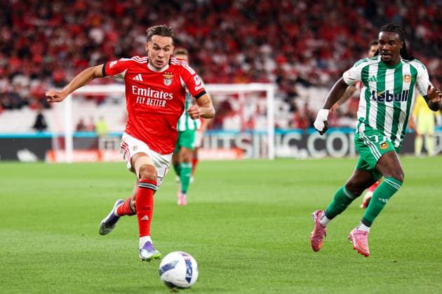 SL Benfica v Rio Ave FC - Liga Portugal BetClic 2025 2026 Lateral direito bosnio do SL Benfica Amar Dedic 17 durante a partida entre SL Benfica v Rio Ave FC, valida pela Liga Portugal BetClic 2025 2026 no Estadio Jose Alvalade, Portugal (Foto de Diogo Faria Reis Avant Sports) Lisboa Estadio da Luz Portugal Copyright: xDiogoxFariaxReis AvantxSportsx