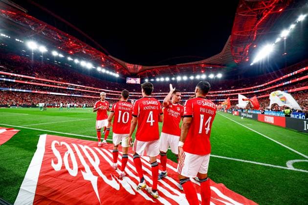 Vangelis Pavlidis of SL Benfica celebrates after scoring a goal during the Primeira Liga match between SL Benfica and Rio Ave FC at Estadio da Luz on September 23, 2025 in Lisbon, Portugal. Liga Portugal Betclic - SL Benfica vs Rio Ave FC (Valter Gouveia SPP)  Copyright: xValterxGouveia SPPx spp-en-VaGo-_MG_2596