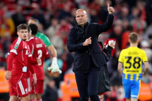 Liverpool v Southampton - Carabao Cup Third Round Arne Slot, Manager of Liverpool celebrates after the Carabao Cup Third Round match between Liverpool and Southampton at Anfield on September 23, 2025 in Liverpool, England. Liverpool Anfield England United Kingdom Copyright: xEdxSykes Sportsphoto APLx 14135996