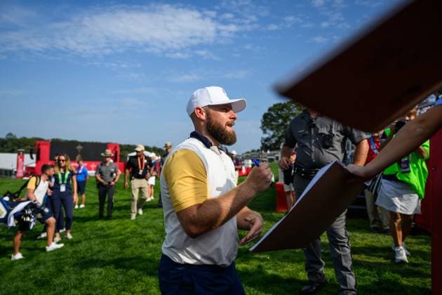 250923 Tyrrell Hatton of Team Europe during a practice round on day 3 of the Ryder Cup on September 23, 2025 in New York Photo Jesper Zerman BILDBYRAN kod JZ JZ0614 golf ryder cup usa europe bbeng  Copyright: JESPERxZERMAN BB250923JZ083