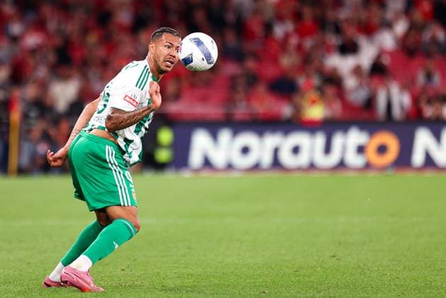 SL Benfica v Rio Ave FC - Liga Portugal BetClic 2025 2026 Avancado brasileiro do Rio Ave Clayton durante a partida entre SL Benfica v Rio Ave FC, valida pela Liga Portugal BetClic 2025 2026 no Estadio Jose Alvalade, Portugal (Foto de Diogo Faria Reis Avant Sports) Lisboa Estadio da Luz Portugal Copyright: xDiogoxFariaxReis AvantxSportsx