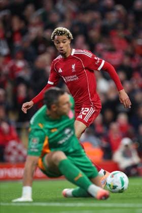 Liverpool v Southampton - Carabao Cup Third Round Hugo Ekitike of Liverpool scores 2nd goal during the Carabao Cup Third Round match between Liverpool and Southampton at Anfield on September 23, 2025 in Liverpool, England. Liverpool Anfield England United Kingdom Copyright: xEdxSykes Sportsphoto APLx 14136018