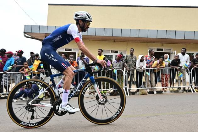 French Valentin Paret-Peintre pictured during a training session at the track of the cycling road World Championships, in Kigali, Rwanda, Wednesday 24 September 2025. The 2025 UCI Road World Championships take place from 21 to 28 September in Kigali, Rwanda. DIRKxWAEM  x135140851x