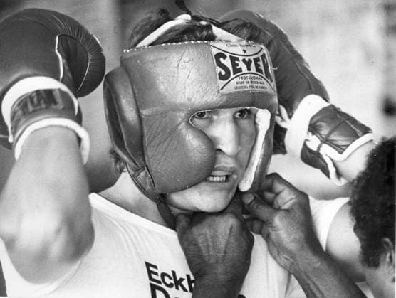 Boxen, Deutschland Weltmeister Eckhard Dagge vor der Titelverteidigung seines Titels gegen Rocco Mattioli (Italien) U.B.z. Eckhard Dagge (Deutschland) beim Training 01.08.1977 *** Boxing, Germany World Champion Eckhard Dagge before the Title defence its Title against Rocco Mattioli Italy u B Z Eckhard Dagge Germany the Training 01 08 1977