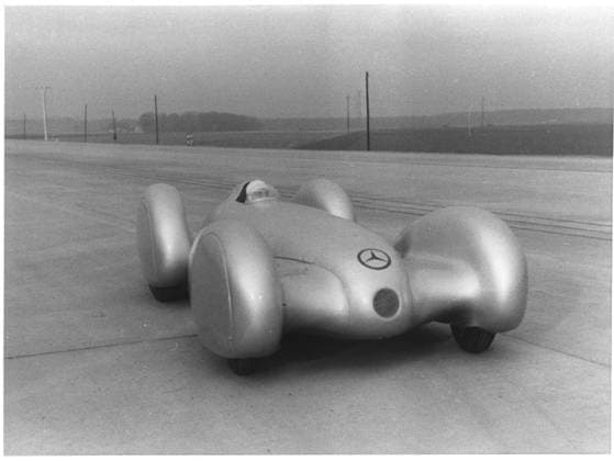 Caracciola Rekordfahrt Dessau 1939 !ACHTUNG AUFNAHMEDATUM GESCHÄTZT! *** Caracciola Record drive Dessau 1939 ATTENTION date estimated !ACHTUNG AUFNAHMEDATUM GESCHÄTZT!
