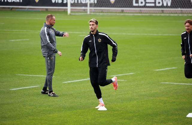20 09 25 VfB Stuttgart Training Germany, Stuttgart, 24 09 2025, Football, Bundesliga, VfB Stuttgart Training Atakan Karazor