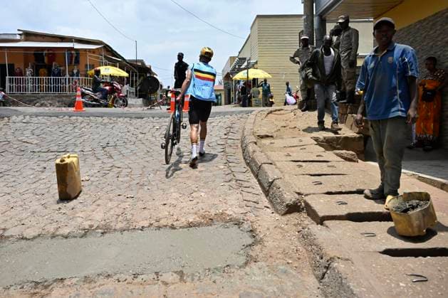 UCI 2025 Road World Championship, WM, Weltmeisterschaft Kigali 28 09 2025 KIGALI, RWANDA - SEPTEMBER 28 : Evenepoel Remco (BEL) pictured during a training ride prior to the Men Elite cycling road race of the UCI Road World Championships 2025 92nd edition an UCI World Championships cycling race of 267.5 km with start in Kigali and finish in Kigali on September 28, 2025 in Kigali, Rwanda, 28 09 2025 Kigali Rwanda  Copyright: xJanxDexMeuleneirx