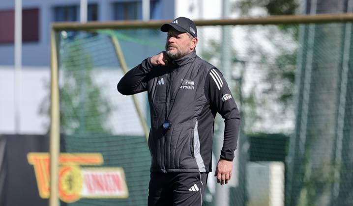 Coach Steffen Baumgart Action Upper Body Sport Soccer Football Training 1 Bundesliga Men DFL Season 2025 2026 24 09 2025 1 FC Union Berlin FCU DFL regulations prohibit any use of photographs as image sequences and or quasi video