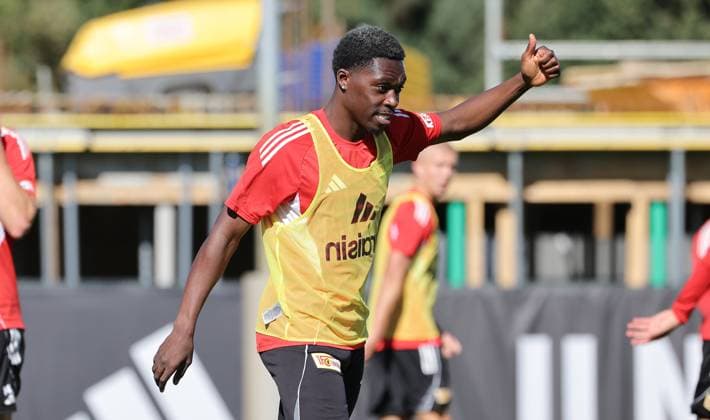 Derrick Köhn cheers after goal joy emotion jubilation sport soccer soccer training 1 Bundesliga men DFL season 2025 2026 24 09 2025 1 FC Union Berlin FCU DFL regulations prohibit any use of photographs as image sequences and or quasi video