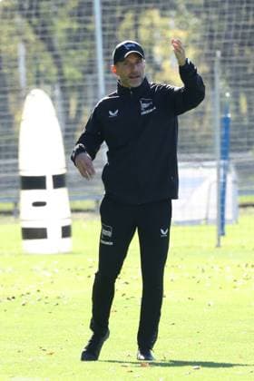 DEU, DFL, 2 FBL Hertha BSC, Training, 24 09 2025, Sportforum, Berlin, DEU, DFL, 2 FBL Hertha BSC, Training, im Bild Cheftrainer Stefan Leitl Hertha BSC Berlin DFL regulations prohibit any use of Photographs as image sequences and or quasi video nordphotoxGmbHx xEngler nph00076
