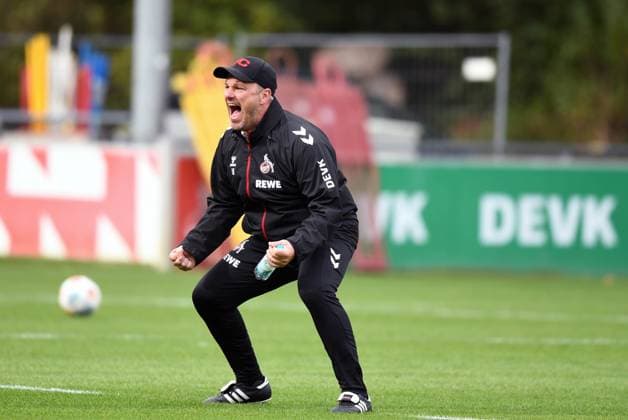 24 09 2025, xophax, Fußball , 1 FC Köln 1 FC Köln, Fußball Bundesliga Saison 2025 2026 , Training Trainer Lukas Kwasniok DFL DFB REGULATIONS PROHIBIT ANY USE OF PHOTOGRAPHS as IMAGE SEQUENCES and or QUASI VIDEO Köln