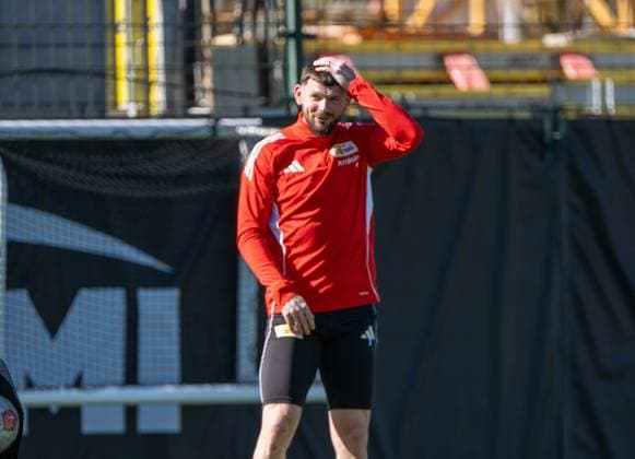 Soccer, Men, Season 2025 2026, 1 Bundesliga, 1 FC Union Berlin, Training, Oliver Burke 1 FC Union Berlin , 24 09 2025, Copyright: xMatthiasxKochx