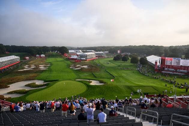 250924 View of hole 18 and 1 on day 2 of the Ryder Cup on September 24, 2025 in New York Photo Jesper Zerman BILDBYRAN kod JZ JZ0615 golf ryder cup day 2 bbeng  Copyright: JESPERxZERMAN BB250924JZ001